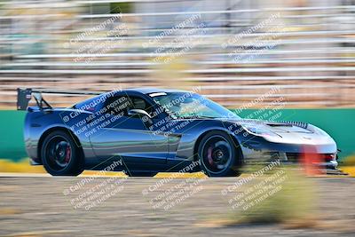 media/Oct-18-2025-Extreme Speed (Sat) [[d6d7e1fef1]]/Group 4 Orange/Session 3 (Turn 1)/